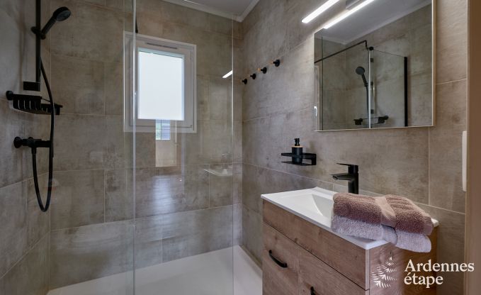 Charmant chalet � Vencimont pour 4-6 personnes : r�nov� en 2025, �quipements adapt�s aux familles et emplacement adapt� aux cyclistes