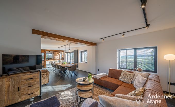 Chalet avec bain nordique, billard et une vue magnifique � Vencimont pour 6 personnes