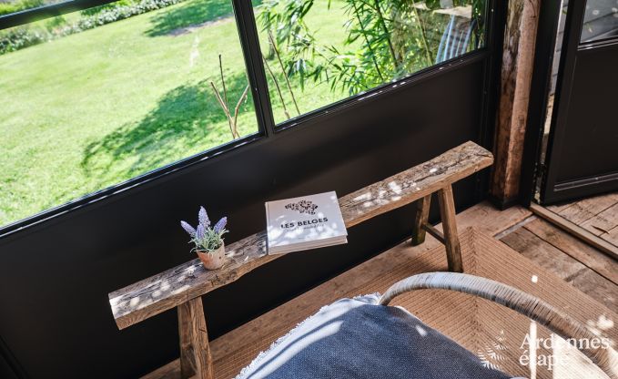 Tiny house romantique pour 2 personnes avec jacuzzi priv, pole  pellets et jardin  Vielsalm, Ardenne