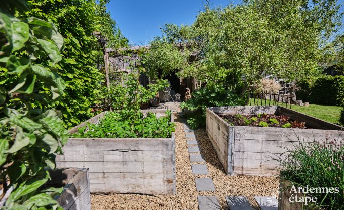 Tiny house romantique pour 2 personnes avec jacuzzi priv, pole  pellets et jardin  Vielsalm, Ardenne