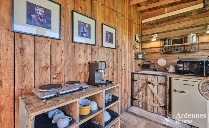 Tiny house romantique pour 2 personnes avec jacuzzi priv, pole  pellets et jardin  Vielsalm, Ardenne