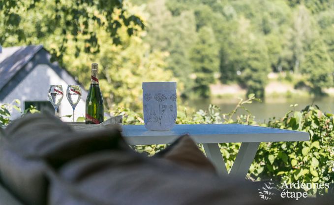 Gîte avec vue sur lac, pour 6 personnes, à louer en Ardenne (Vielsalm)