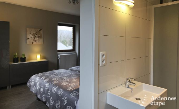 Villa de luxe 4 étoiles à Vielsalm pouvant accueillir 21 personnes
