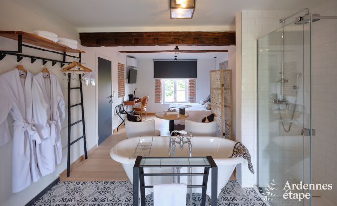 Maison de vacances confortable pour 10 personnes  Villers-en-Fagne avec sauna et pole  bois