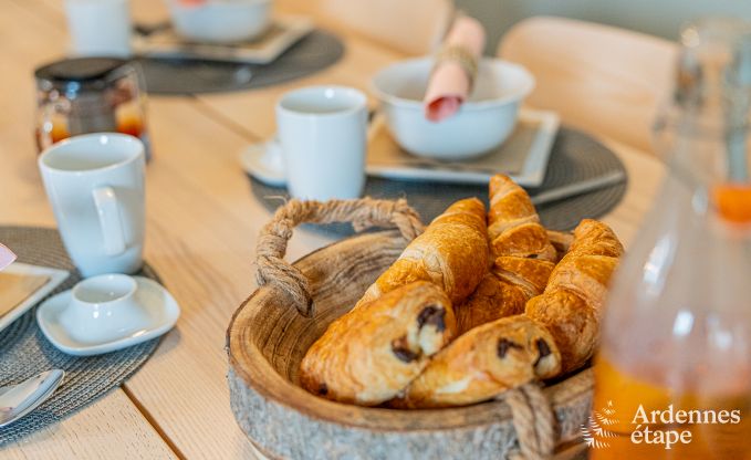 Sjour inoubliable  Villers-en-Fagne : Maison de vacances avec sauna, jacuzzi, piscine et vue imprenable en Ardenne