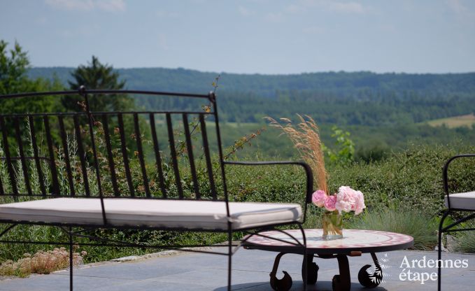 Maison de vacances confortable pour 10 personnes  Villers-en-Fagne avec sauna et pole  bois