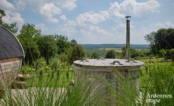 Maison de vacances confortable pour 10 personnes  Villers-en-Fagne avec sauna et pole  bois