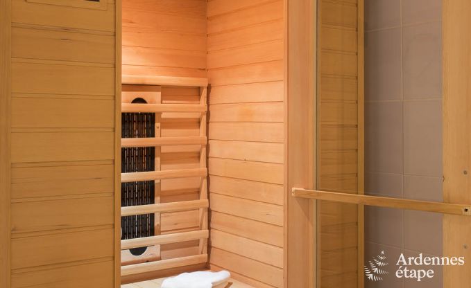 Luxueux chalet avec bain à bulles et sauna à Viroinval, au milieu de la nature