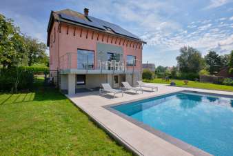 Maison de vacances pour 6 avec piscine  Virton, Ardenne