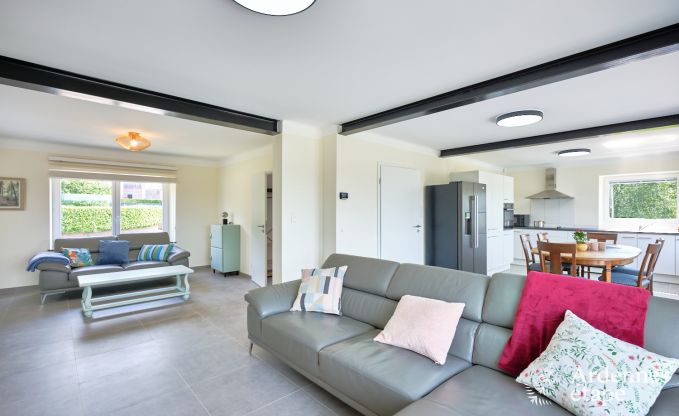 Maison de vacances pour 6 personnes  Virton avec 3 chambres, sauna, poele  bois, piscine extrieure et terrasse prive