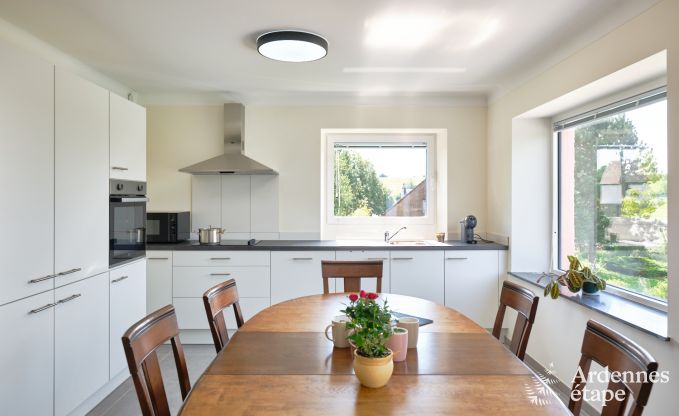 Maison de vacances pour 6 personnes  Virton avec 3 chambres, sauna, poele  bois, piscine extrieure et terrasse prive