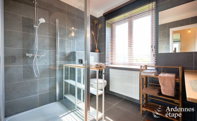 Maison de vacances pour 6 personnes  Virton avec 3 chambres, sauna, poele  bois, piscine extrieure et terrasse prive