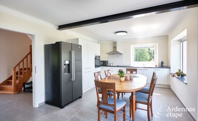 Maison de vacances pour 6 personnes  Virton avec 3 chambres, sauna, poele  bois, piscine extrieure et terrasse prive