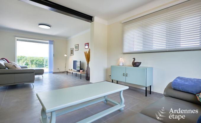 Maison de vacances pour 6 personnes  Virton avec 3 chambres, sauna, poele  bois, piscine extrieure et terrasse prive