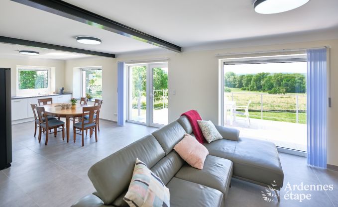 Maison de vacances pour 6 personnes  Virton avec 3 chambres, sauna, poele  bois, piscine extrieure et terrasse prive