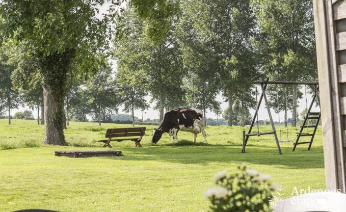 Location de vacances avec jardin pour 12 pers.  chiens admis à Voeren