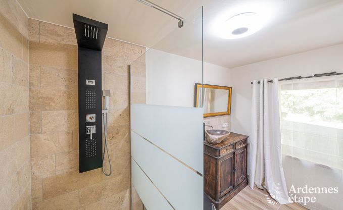 Maison de vacances � Vresse-sur-Semois pour 15 personnes en Ardenne