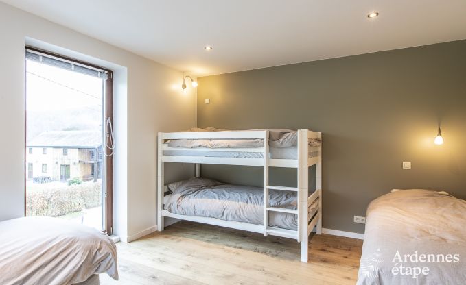 Maison de vacances � Vresse sur Semois pour 14 personnes en Ardenne
