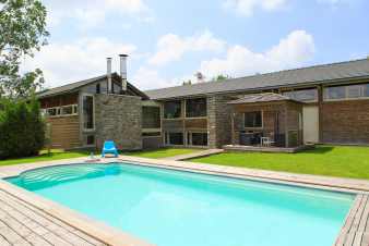 Location de vacances 4 étoiles avec piscine et sauna à louer à Waimes