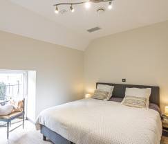 Maison de vacances à Walcourt, Ardenne, 6 personnes, 3 chambres, piscine extérieure, jardin commun, équipements modernes