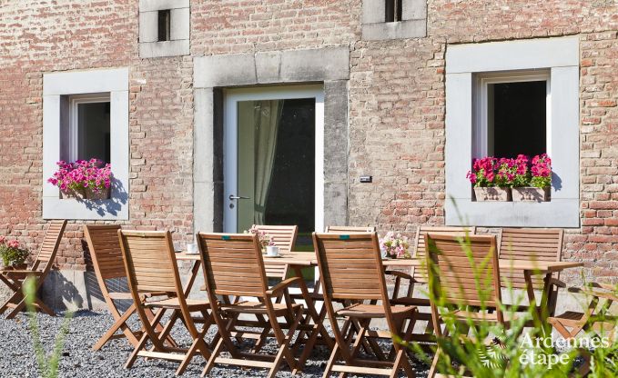 Chteau  Waremme pour 10/11 personnes en Ardenne