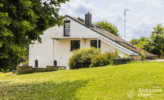 Maison de vacances conviviale  Williers pour 6 personnes avec jardin, terrasse et vue magnifique en Ardenne